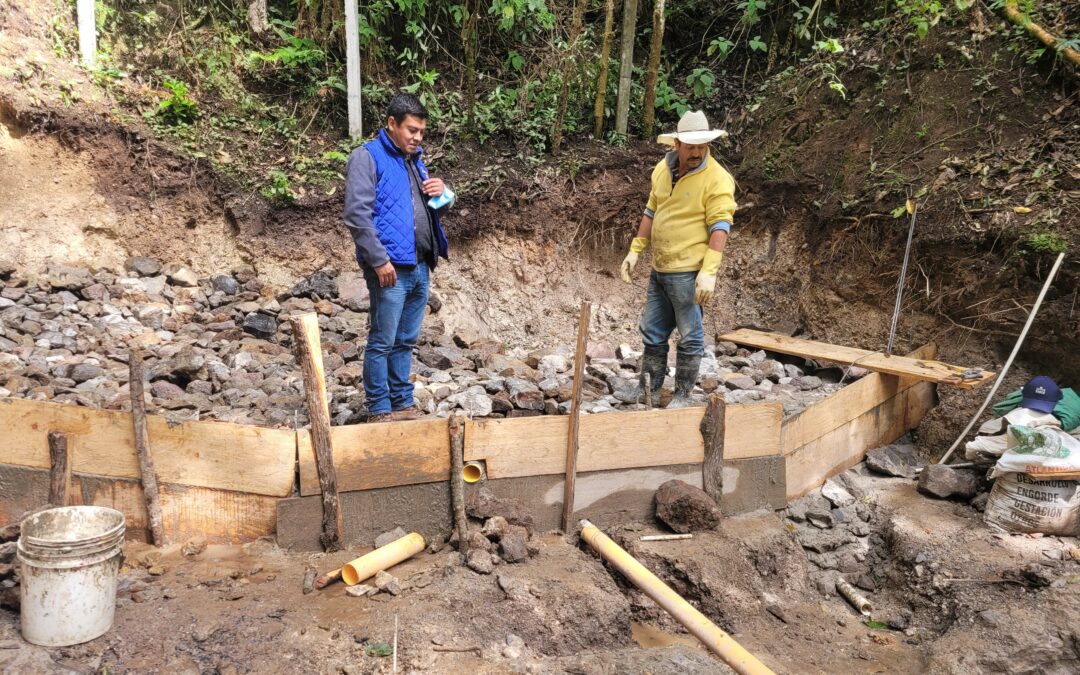 Se da inicio a los trabajos para la construcción de la captación en el nacimiento de agua,  del Caserío Buena Vista del Municipio de Esquipulas Palo Gordo, San Marcos.